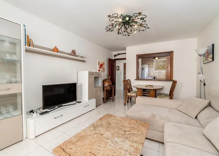 Tropical * Los Cristianos